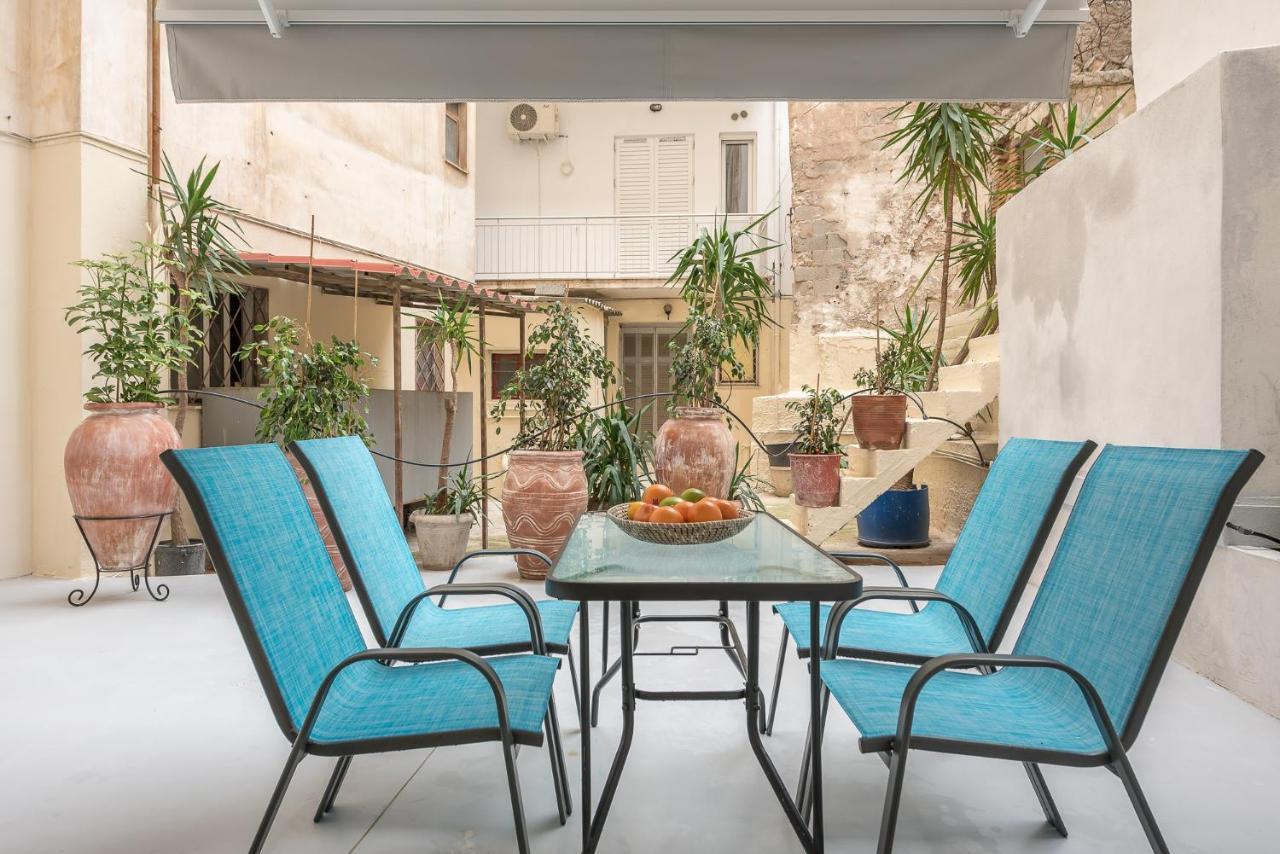 דירות אתונה The Courtyard Oasis מראה חיצוני תמונה
