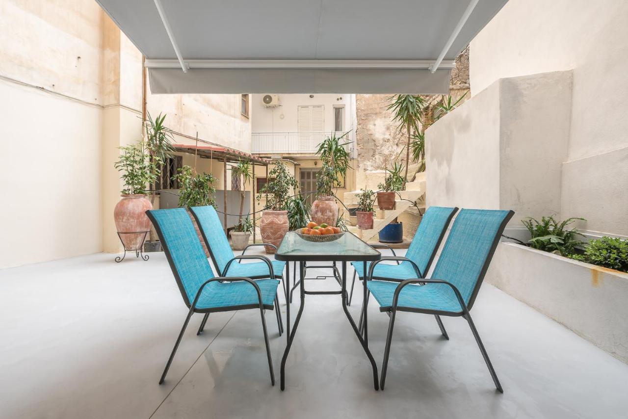 דירות אתונה The Courtyard Oasis מראה חיצוני תמונה